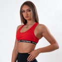 ROTE TOP-FRAU