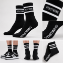 SCHWARZE SOCKEN